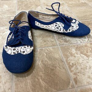 Delia's blue and white crochet oxfords